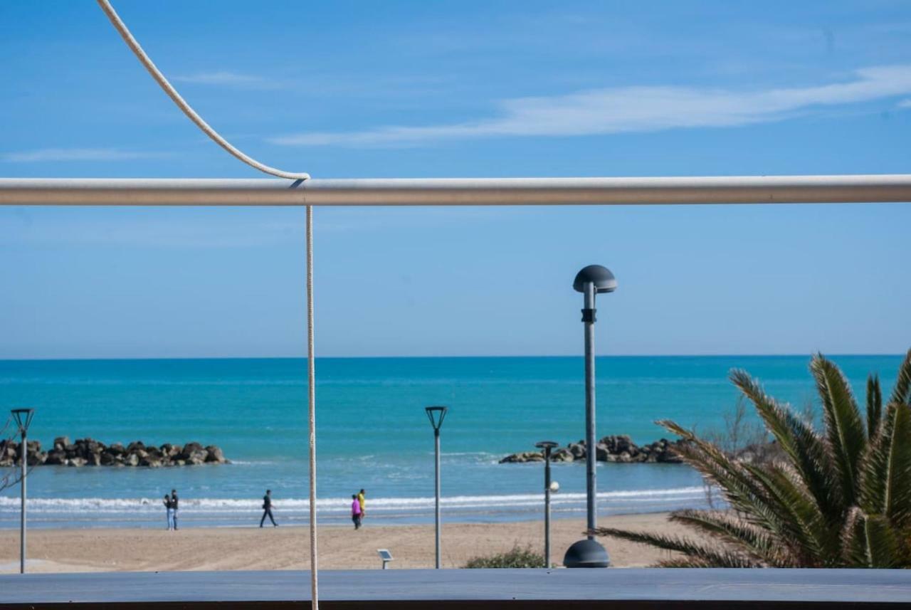 Montesilvano Marina Appartamento Di Antonio Fronte Mare מראה חיצוני תמונה